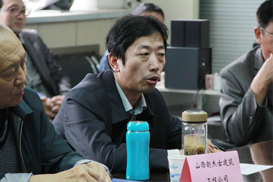 8李少华局长代表企业方与院方探讨实践教学