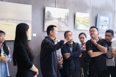 金小民教授现场点评学生作品